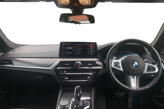 2021 BMW 5 Series