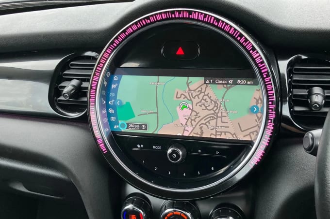 2022 Mini Hatch