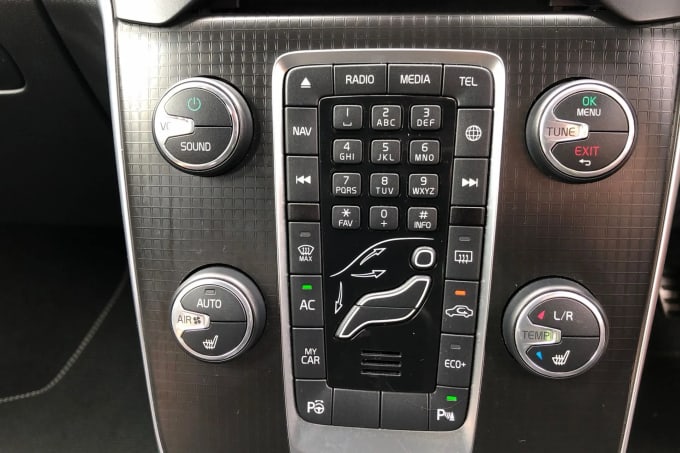 2018 Volvo V40