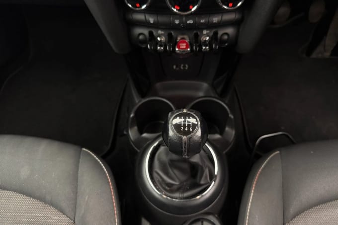 2017 Mini Hatch