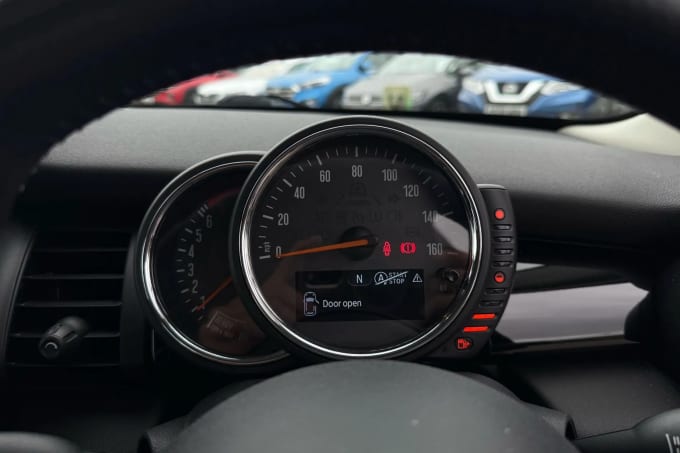 2017 Mini Hatch