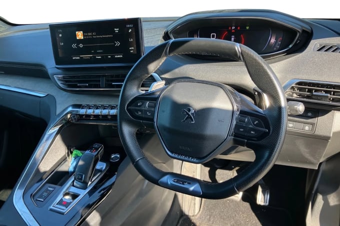 2021 Peugeot 5008