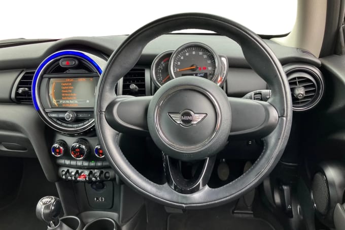 2017 Mini Hatch