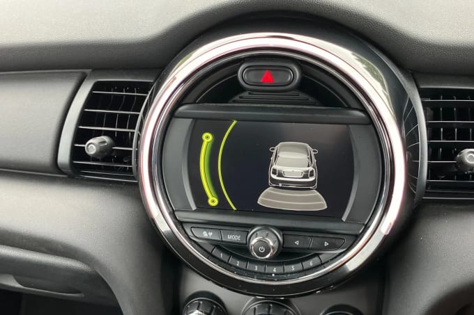 2017 Mini Hatch