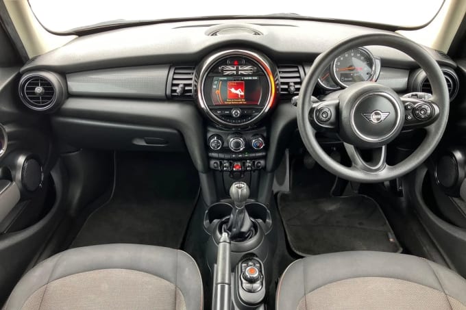 2019 Mini Hatch