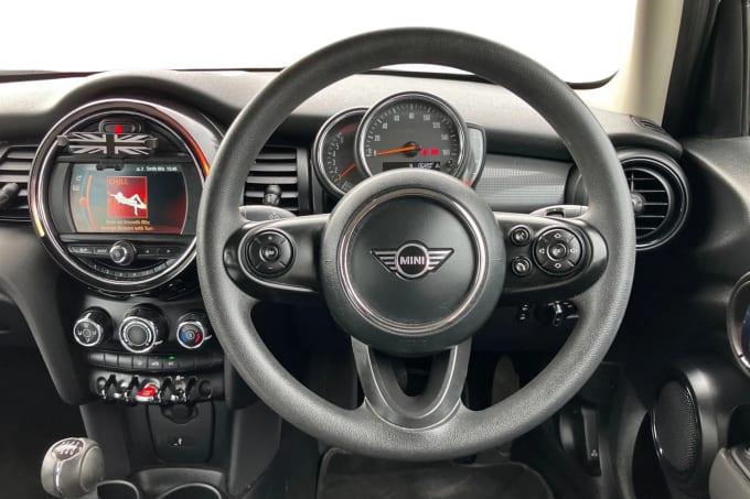 2019 Mini Hatch