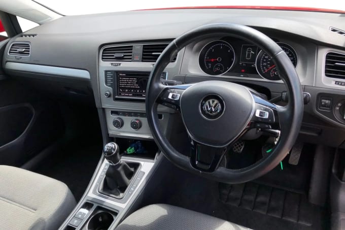 2017 Volkswagen Golf
