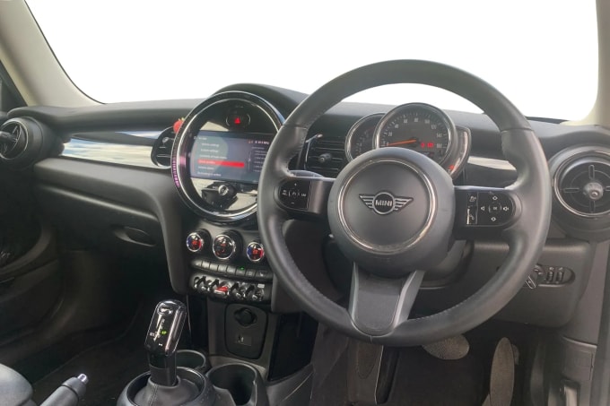 2022 Mini Hatch