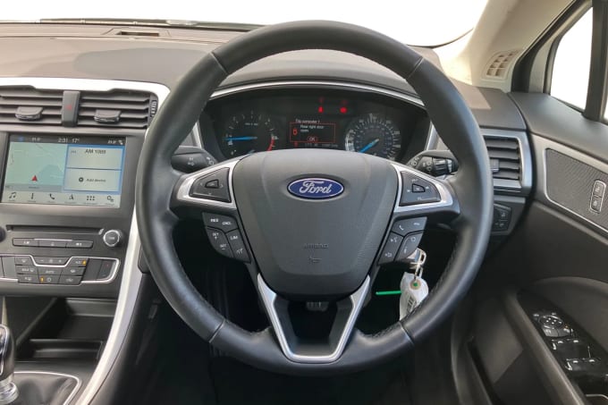 2019 Ford Mondeo