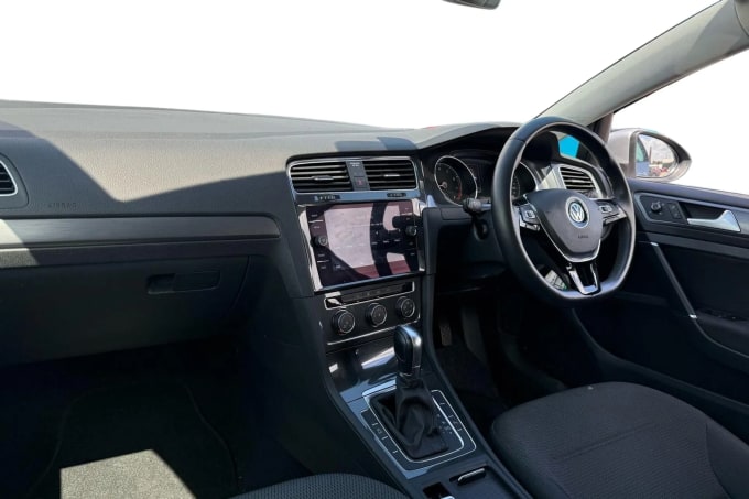 2019 Volkswagen Golf
