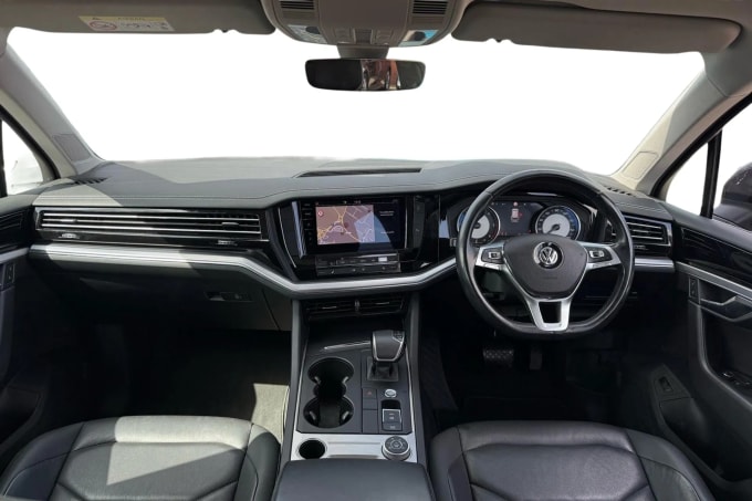 2019 Volkswagen Touareg