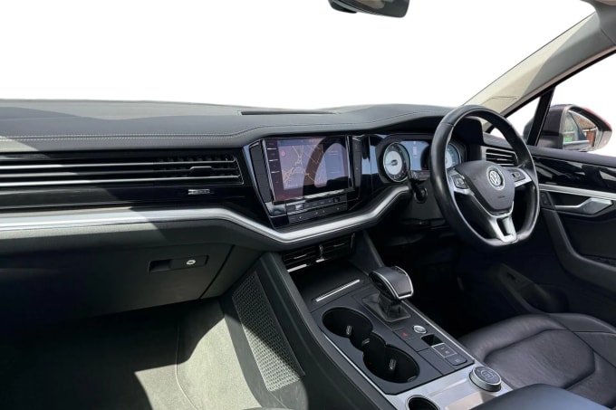 2019 Volkswagen Touareg