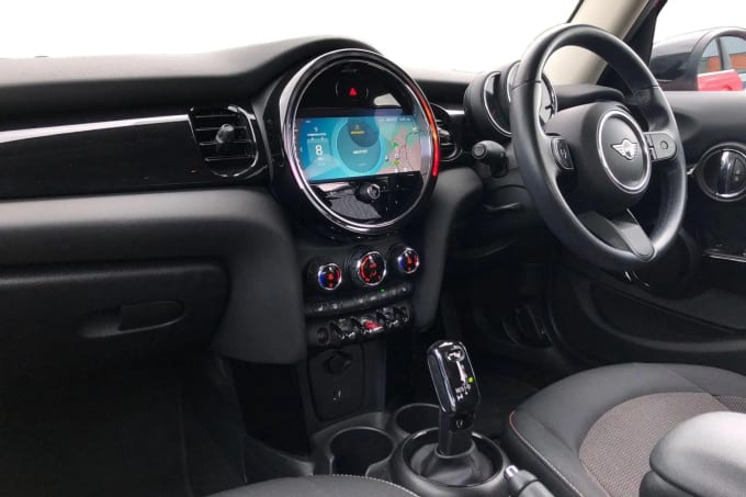 2021 Mini Hatch