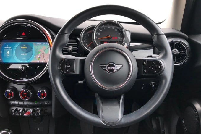 2021 Mini Hatch