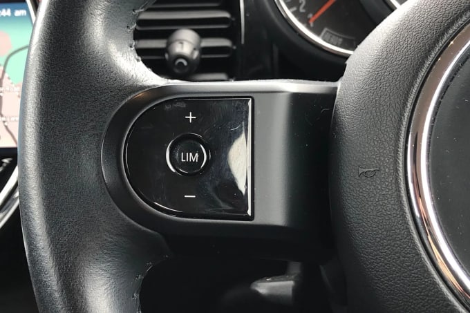 2021 Mini Hatch