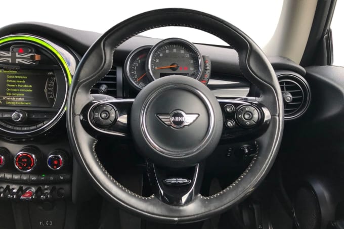 2017 Mini Hatch