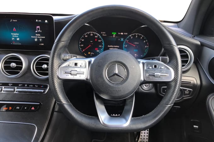 2022 Mercedes-benz Glc