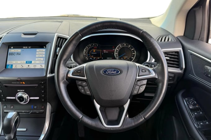 2018 Ford Edge