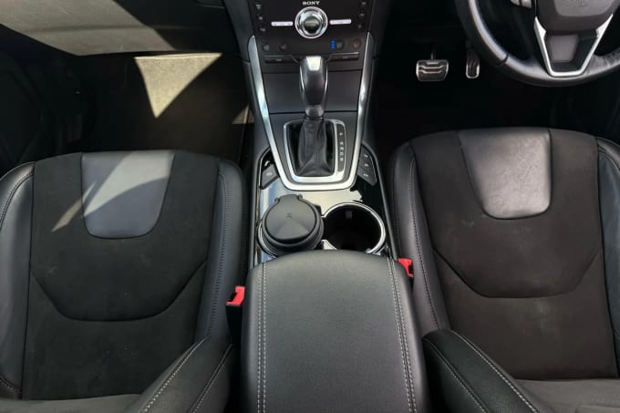 2018 Ford Edge