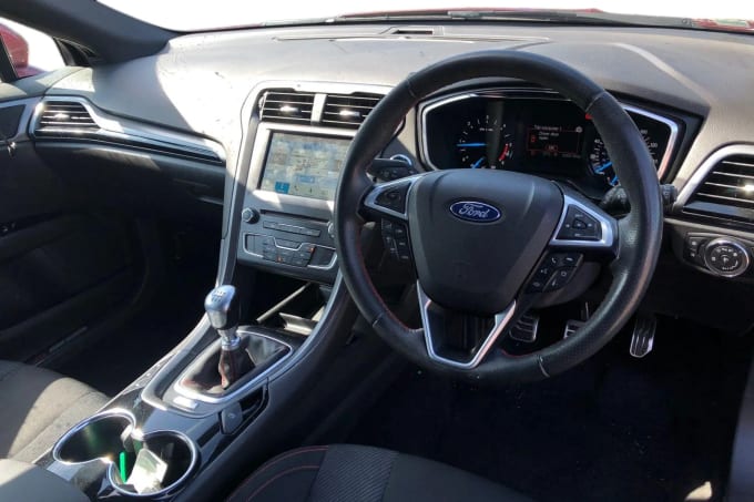 2018 Ford Mondeo