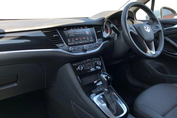 2019 Vauxhall Astra