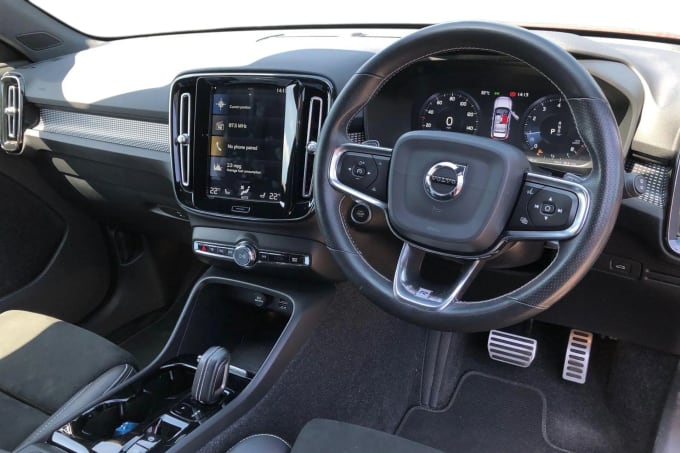 2020 Volvo Xc40