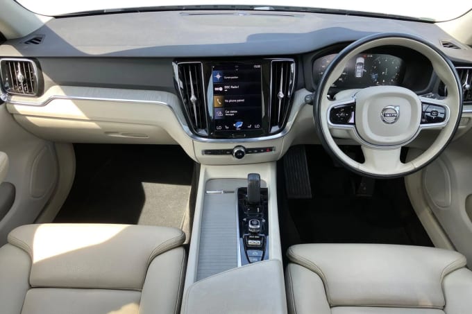 2021 Volvo V60