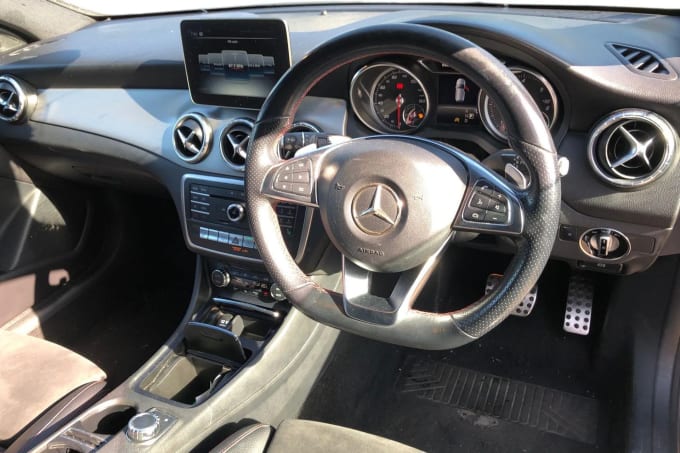 2018 Mercedes-benz Cla Class