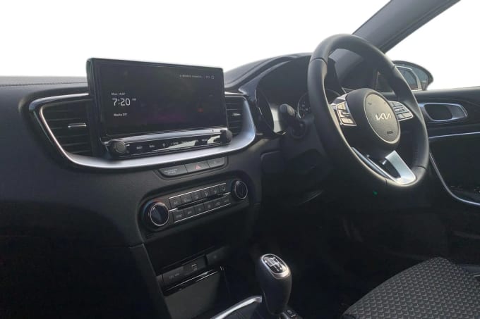 2022 Kia Ceed