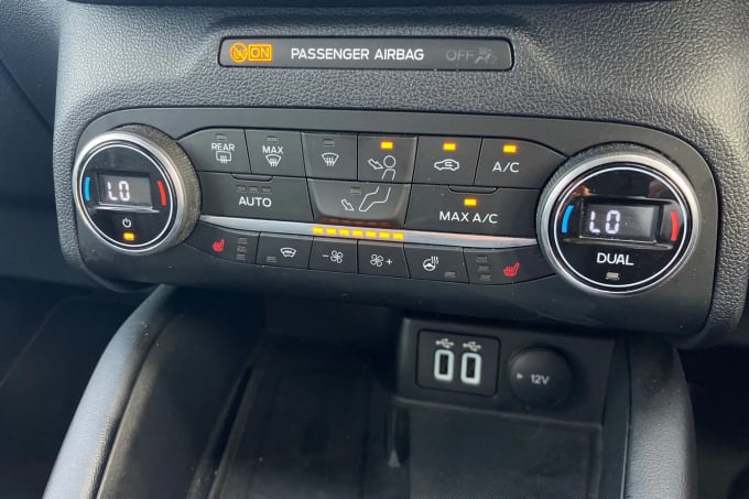 2022 Ford Kuga