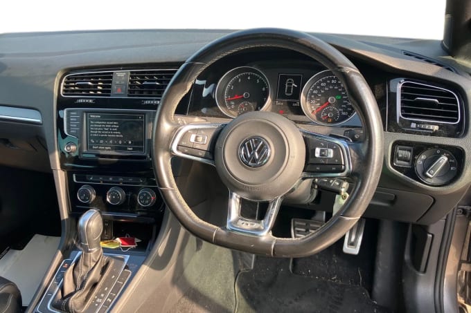 2016 Volkswagen Golf