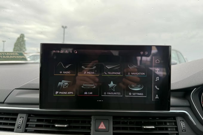 2022 Audi A4