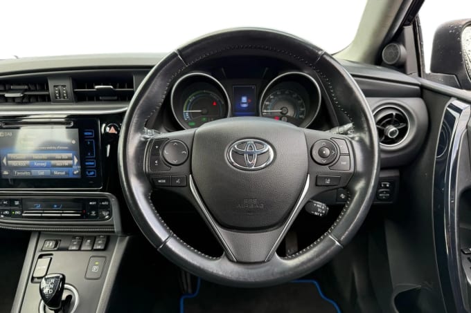 2017 Toyota Auris
