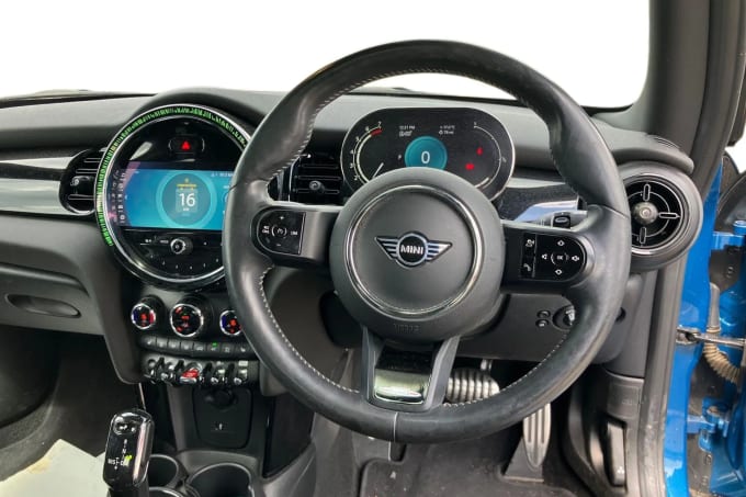 2021 Mini Hatch