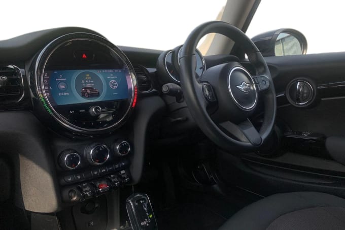 2022 Mini Hatch