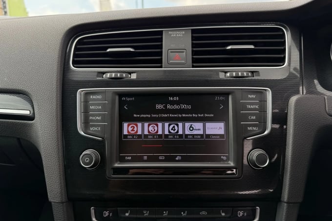 2016 Volkswagen Golf