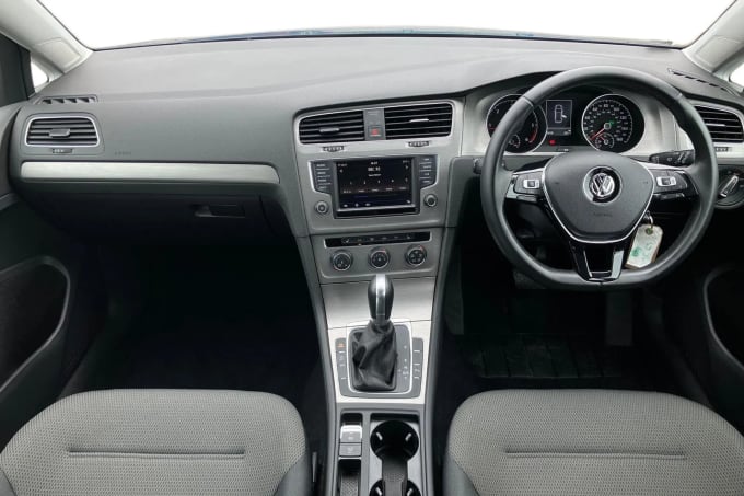 2017 Volkswagen Golf