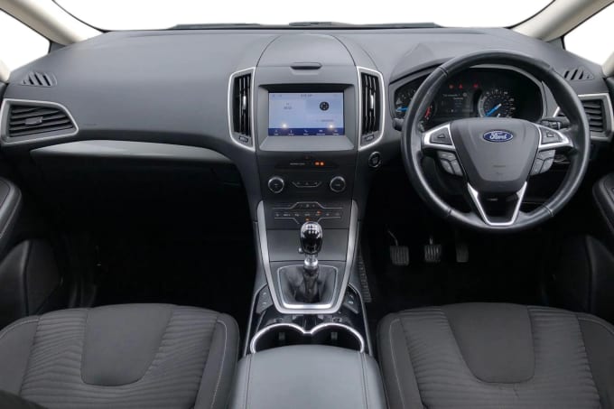 2021 Ford S-max