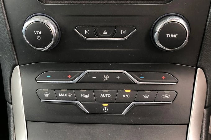 2021 Ford S-max