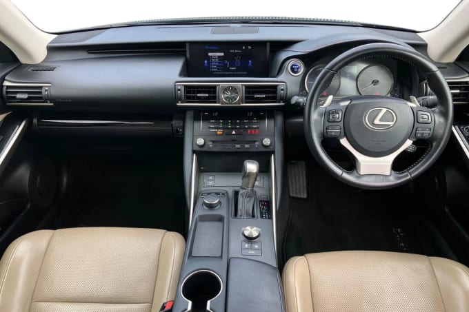 2017 Lexus Is