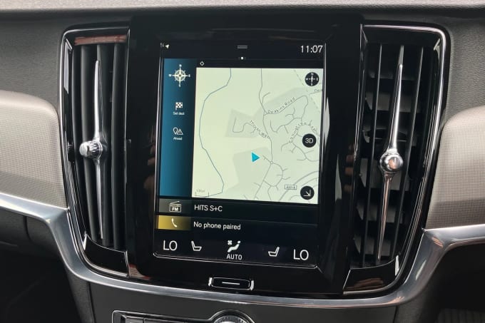 2021 Volvo V90