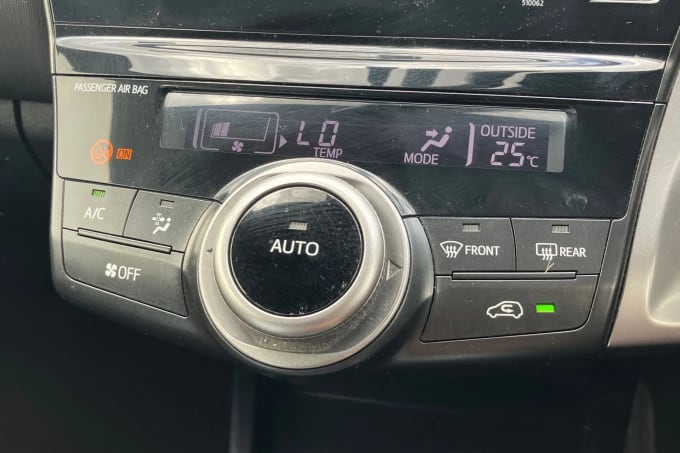 2018 Toyota Prius+