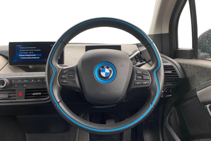 2022 BMW I3