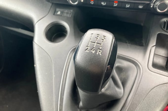 2020 Peugeot Rifter