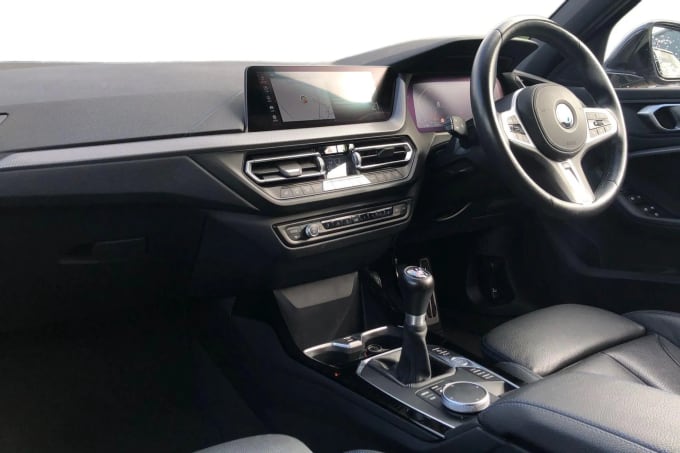 2021 BMW 1 Series