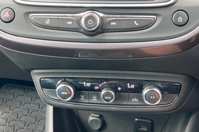 2019 Vauxhall Crossland X