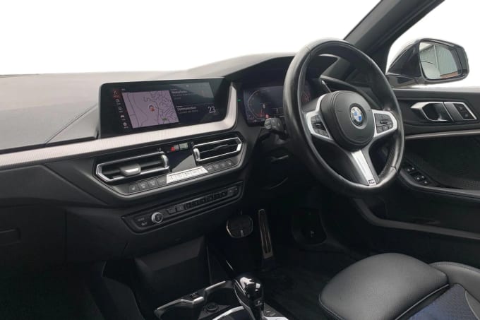 2021 BMW 1 Series