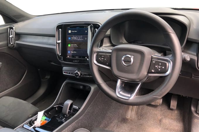 2022 Volvo Xc40