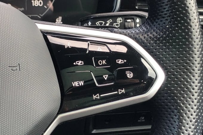 2022 Volkswagen Touareg