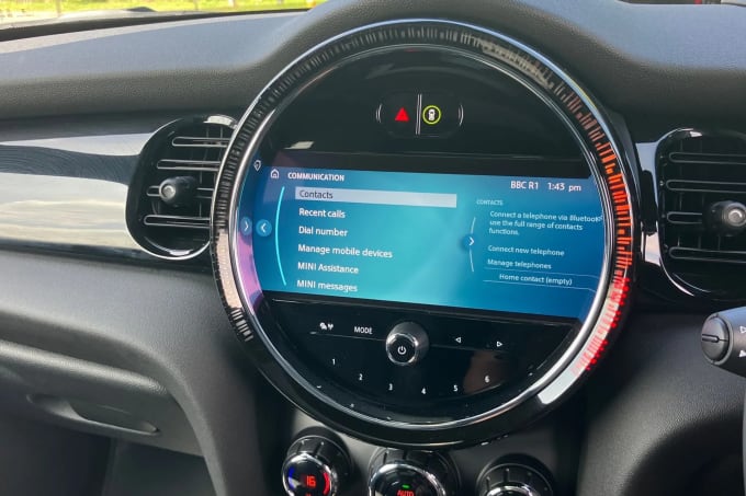 2023 Mini Hatch